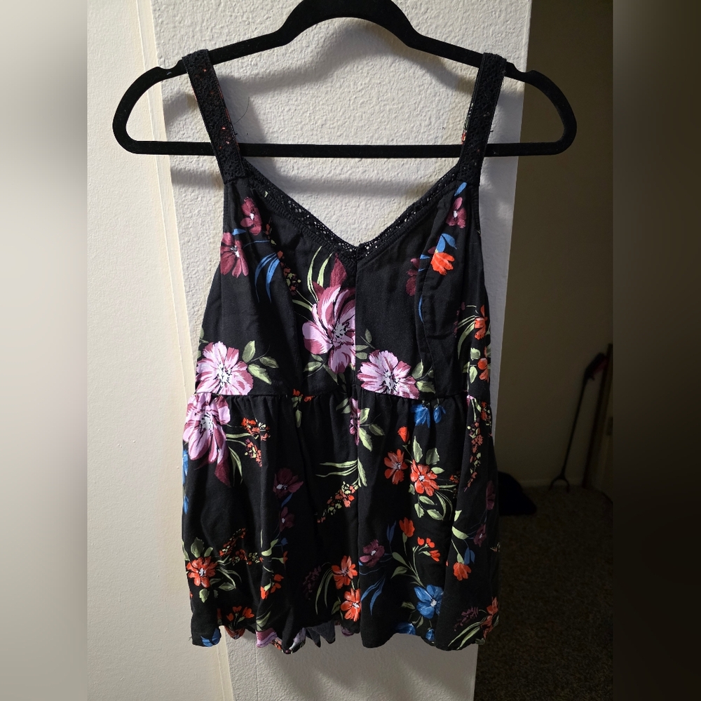 Torrid Black Floral Patterned Top